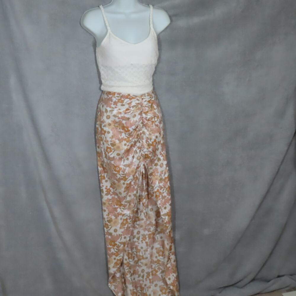Rumer White Floral Ruched Paloma Skirt XXS